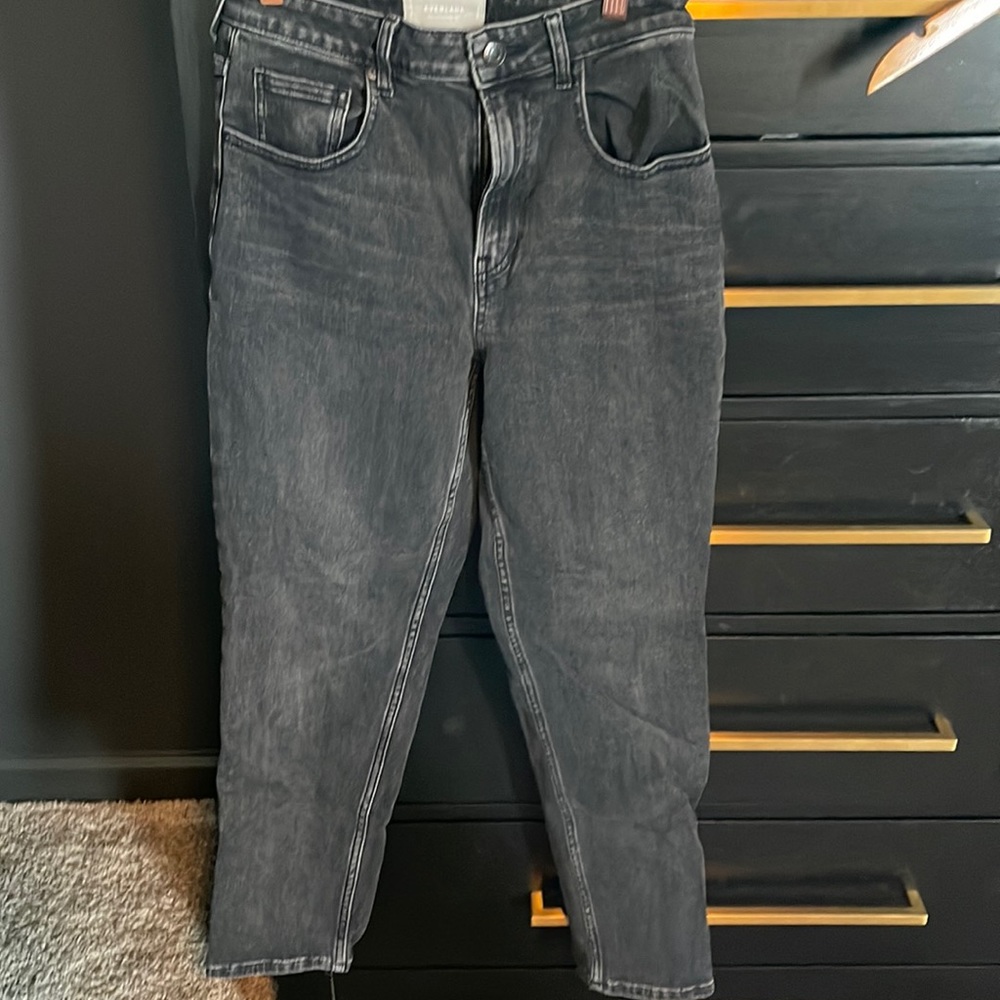 Black denim high waisted Everlane Jeans Curvy cheeky jean
